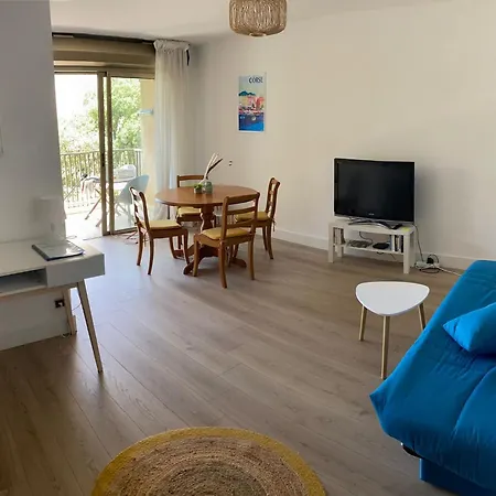 T2 Entre Et * Ajaccio (Corsica)